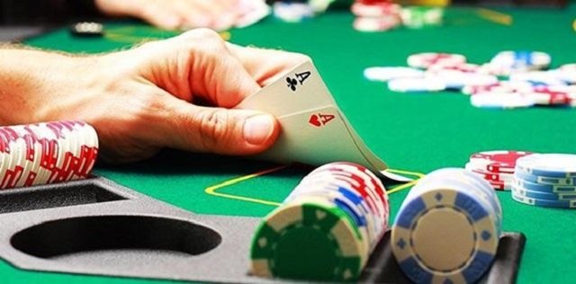 Quy trình chơi Poker không quá khó